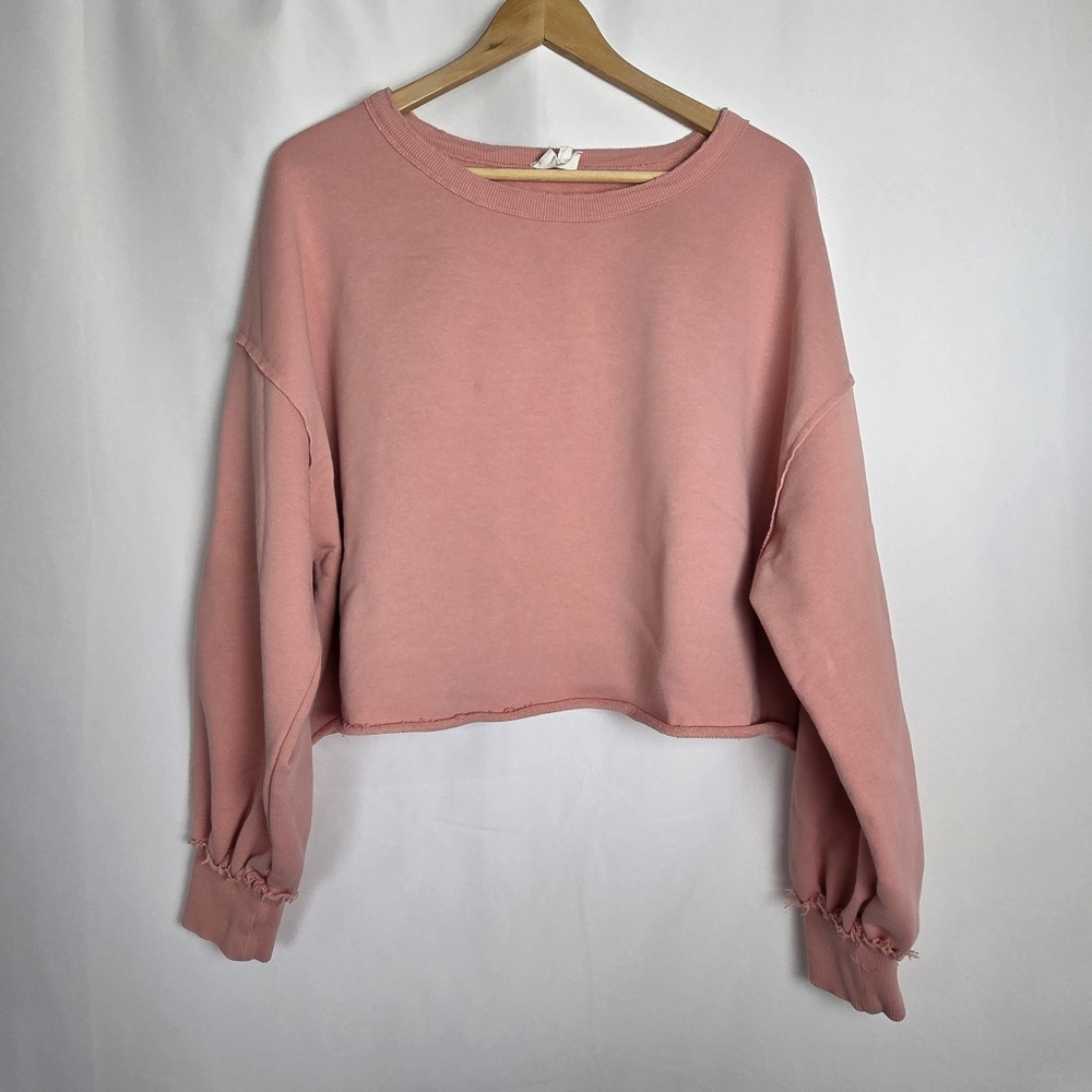 NIA Cropped Pullover Raw Edge Pink